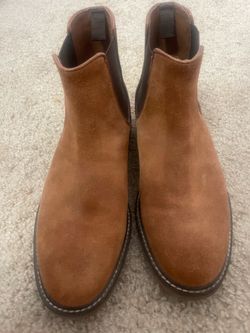 Clarks boots new 8.5-9