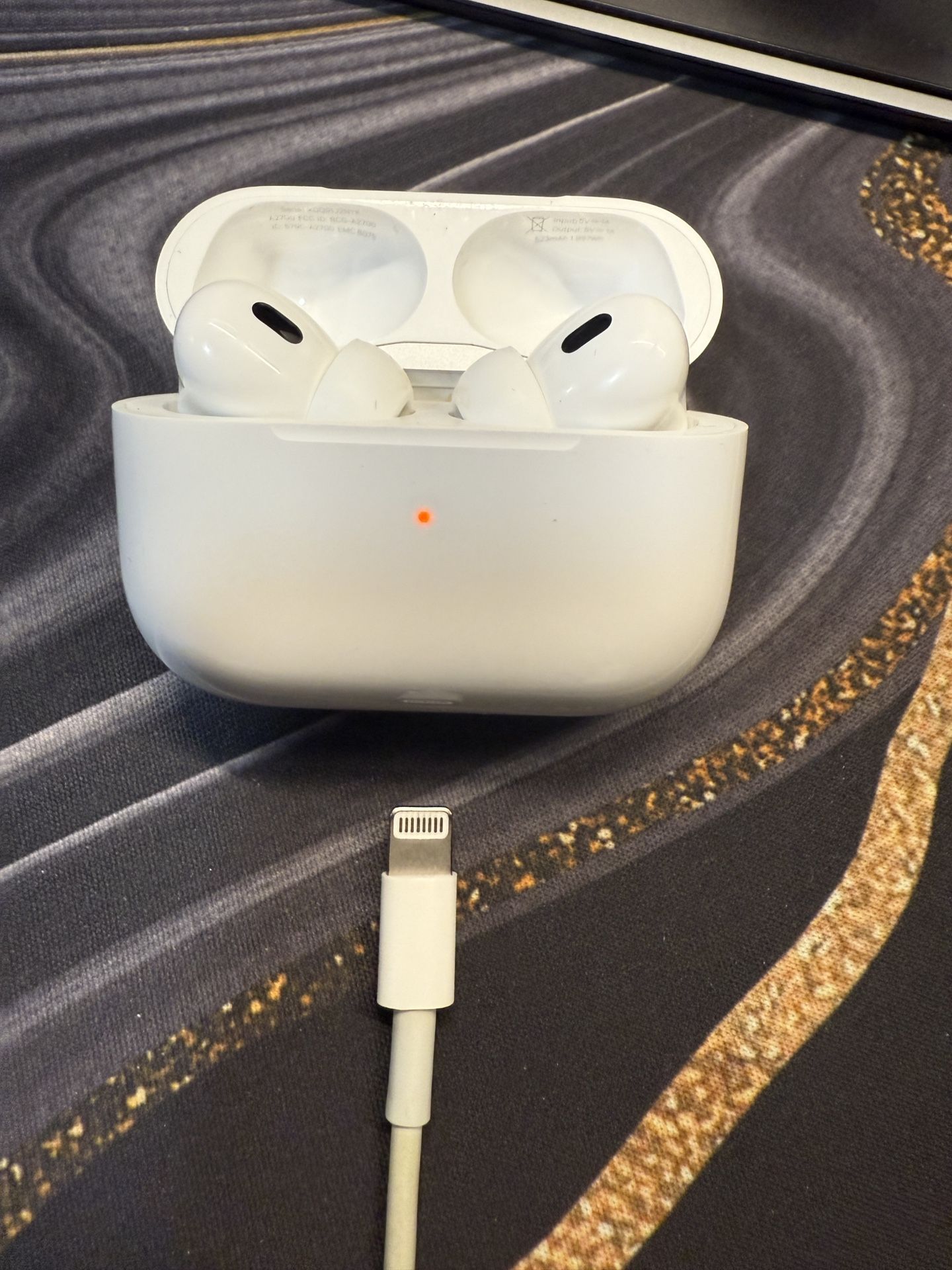 Apple Air Pods Pro 2 Lightening