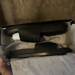 Guess Sandals Size 11 For Men 