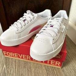 Puma  Jada Holo Jr sneakers Lace up  New in box  Sneakers 