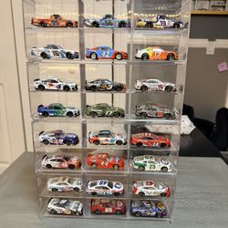 Hot Wheels -“Lionel Racing Diecast 