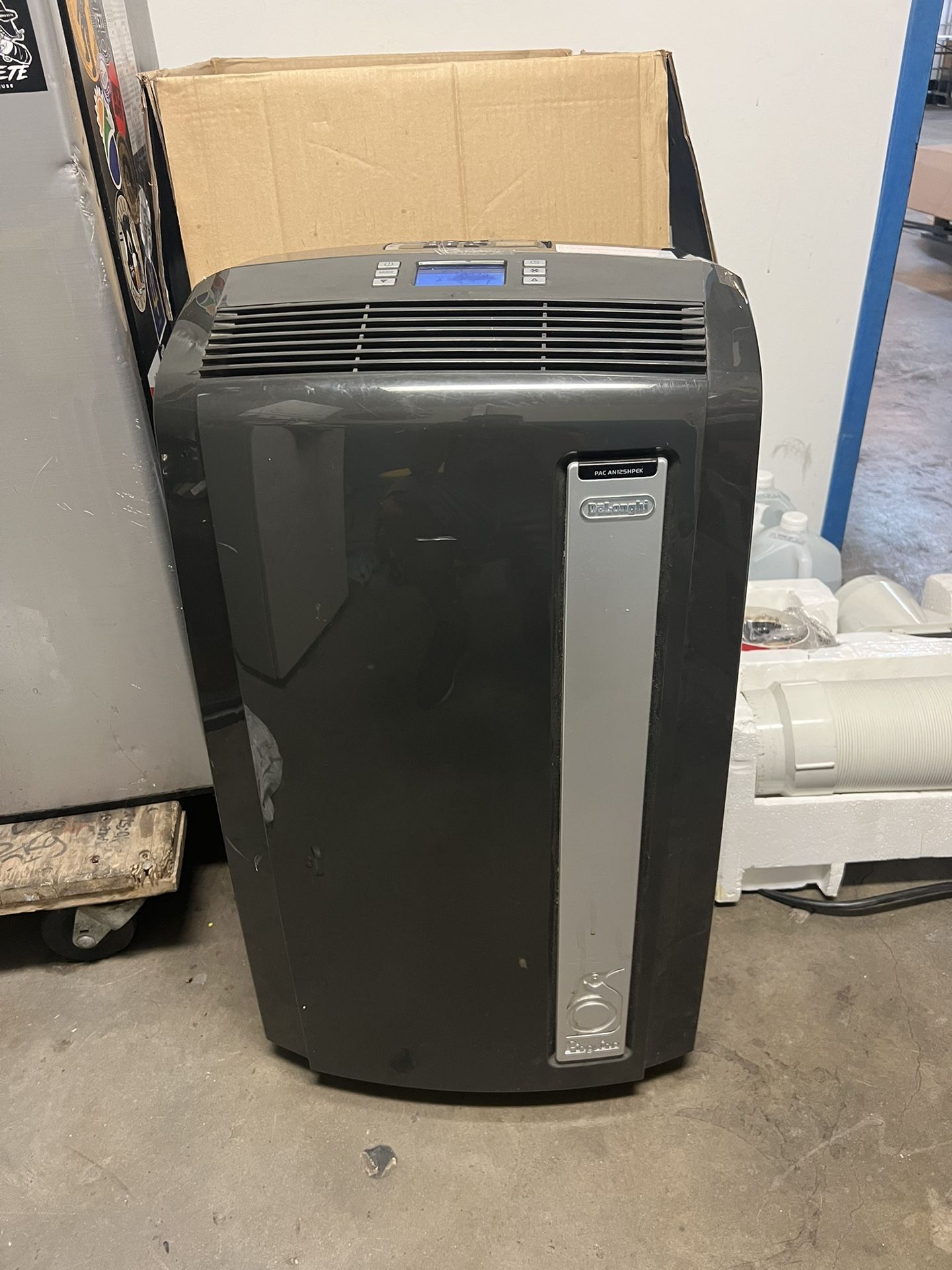 Rolling Upright Air Conditioner 12,500 BTU