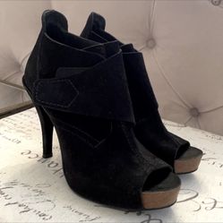 Pedro Garcia Heels