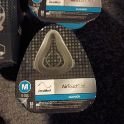 Resmed Air touch f20