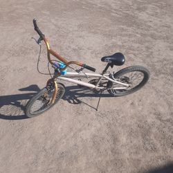 BMX BIKE