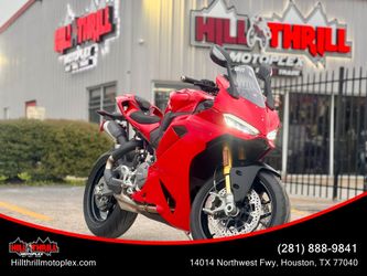 2025 DUCATI PANIGALE V2 S