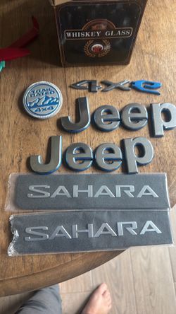 Jeep Wrangler 4xe Badges