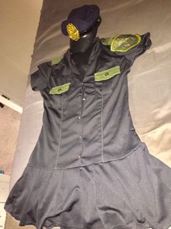 Cute medium size sheriff costume in great condition