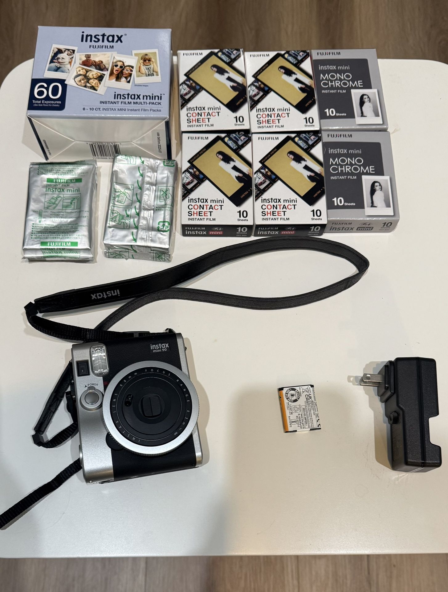 Fujifilm INSTAX 90