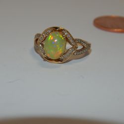 10k Yellow Gold Natural Opal And Diamond Ring 