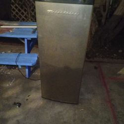 Frigidaire Freezer 