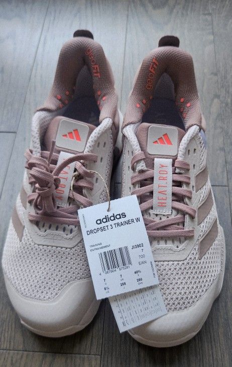 NEW Adidas Dropset 3 (W 8.5/M 6.5)