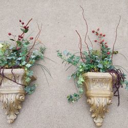 Home Decor: Set of 2: Wall Accents: Potted Plants in Gold Base
