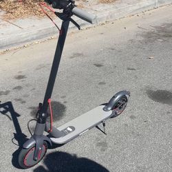 Electric scooter