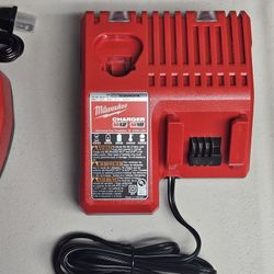 Milwaukee M18 and M12 battery charger (brand new)