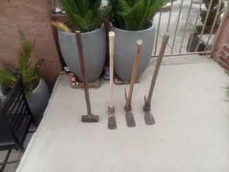 Three Mad Axes One Sledgehammer Excellent Condition All $80