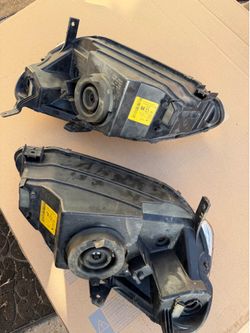 Honda civic headlight housing