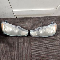 2008 Mitsubishi Lancer GTS Headlights