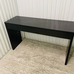 🖤 Black Table | Versatile for Entryway, TV or Bedroom 🖤