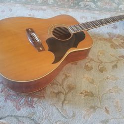 Vintage Yamaha FG-300 Acoustic Guitar