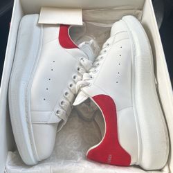 Alexander McQueen 