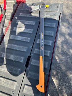 Fiskars Super Splitting Axe with 36” Shock-absorbing Handle