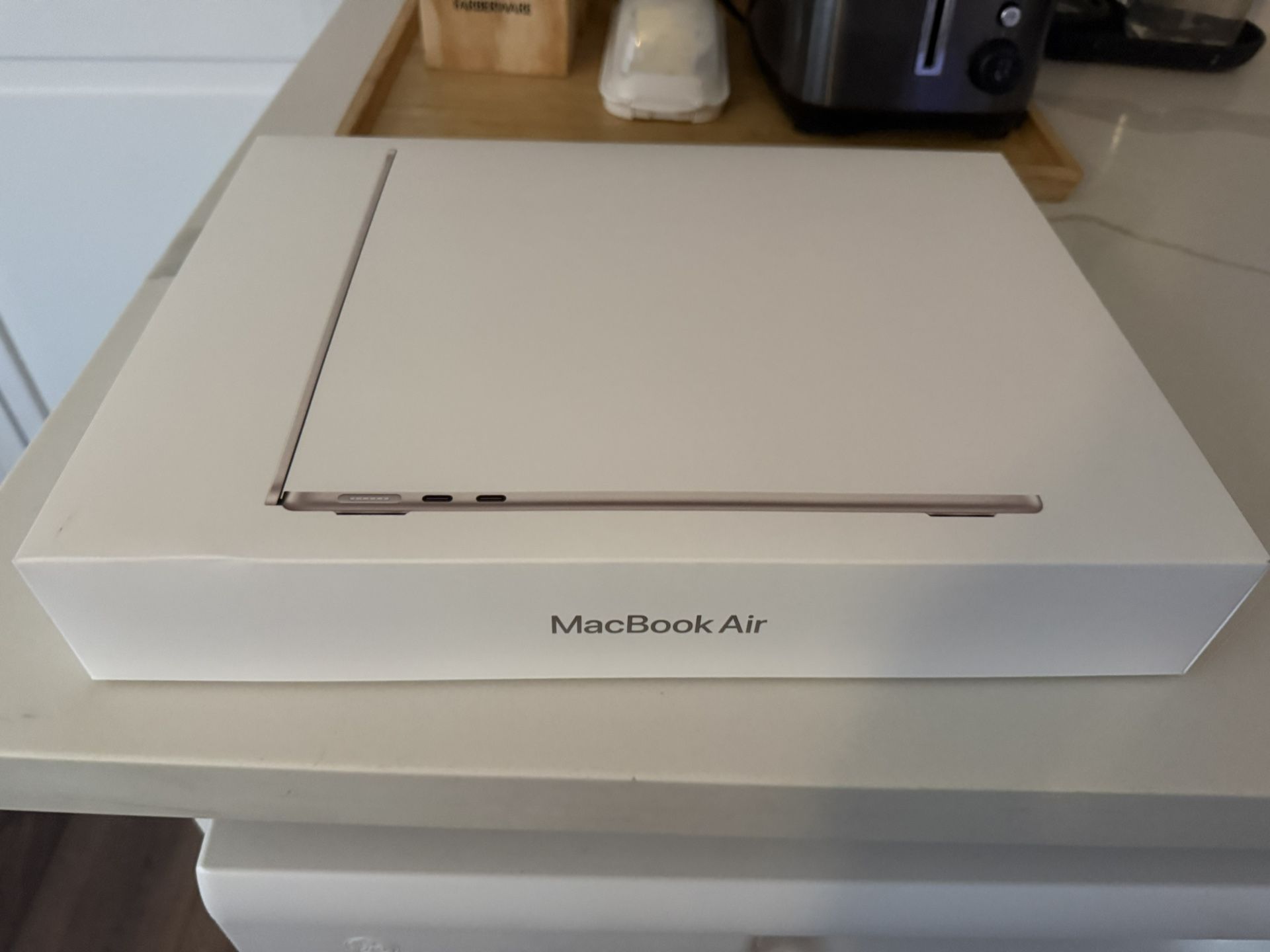 Macbook Air 2025 13 inch 