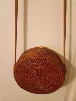 Handwoven crossbody purse