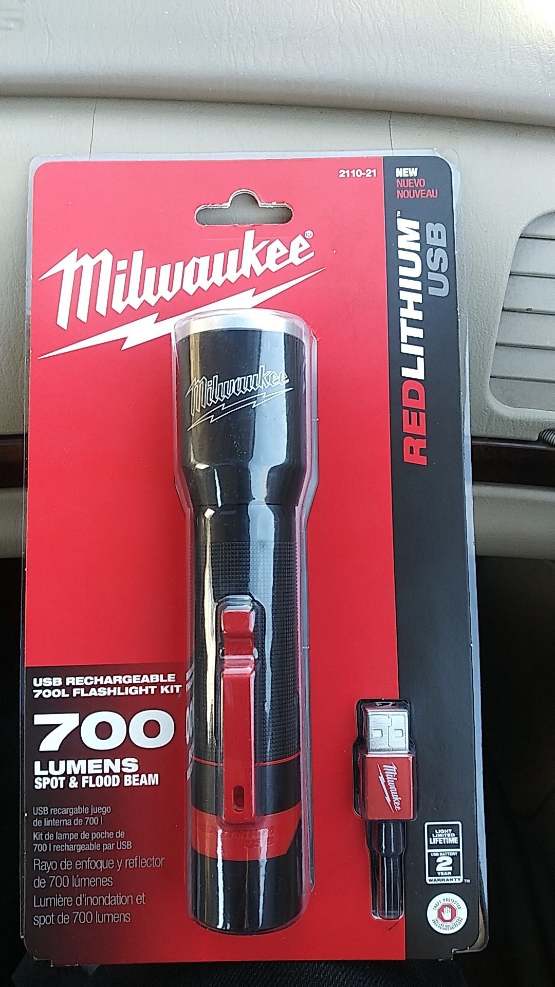 Milwaukee redlithium USB 700 lumen spot and flood beam has a lifetime limited warranty