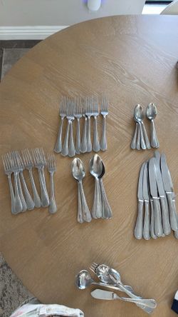 Dining utensils 🥄 🍴