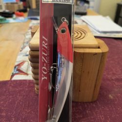 FISHING YO-ZURI 3D PRISM 3/4 oz 3-5 FEET RED/ CLEAR RATTLE'S