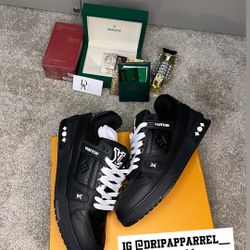 Lv Trainers Size 44