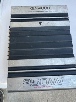 Kenwood power buster n tow speakers
