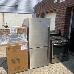 4 pices sets 30 inches..stove and fridge slitely use..microwave brand New--dishwasher brand new  warranty 6 month warranty  ready to deliver..