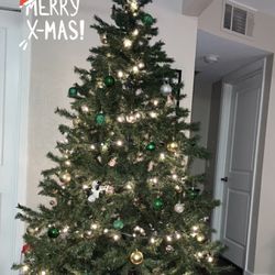 7.5’ Christmas Tree