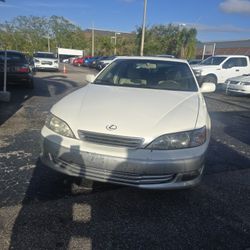2000 Lexus ES300