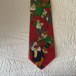 Men's necktie
