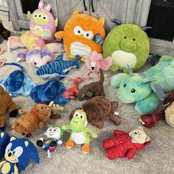 Bundle of plush Kids Toys Stuffed Animals 