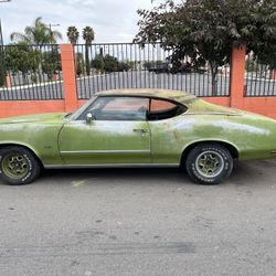 1971 Oldsmobile Cutlass Barn Find