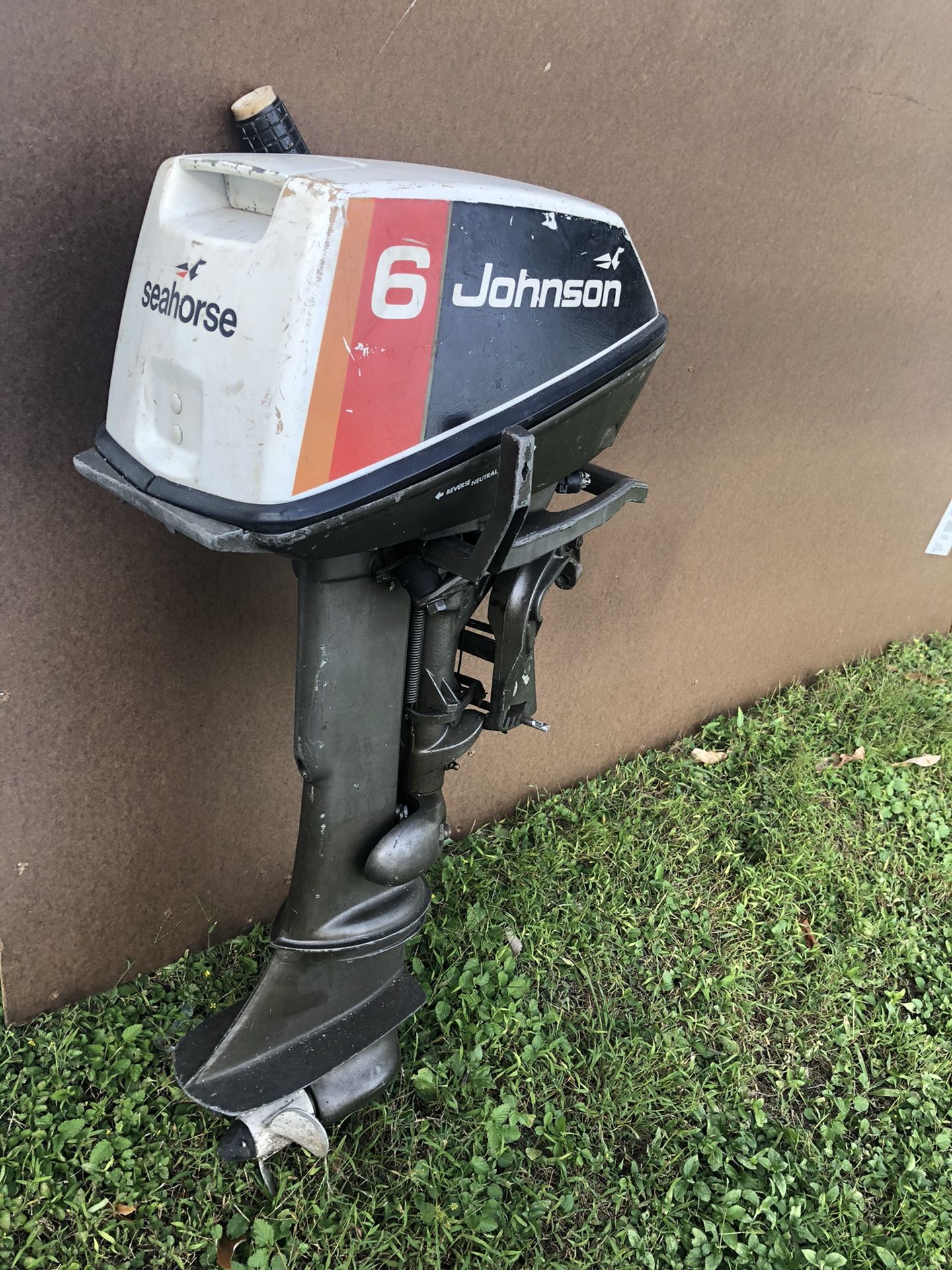 Johnson Outboard motor-6 HP needs new carborator