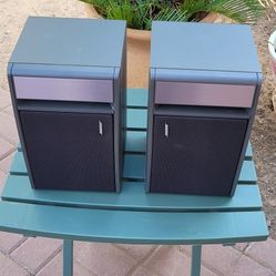 Bose Model 141 Speakers