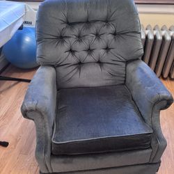 Vintage Swivel Rocking Chair $85 OBO