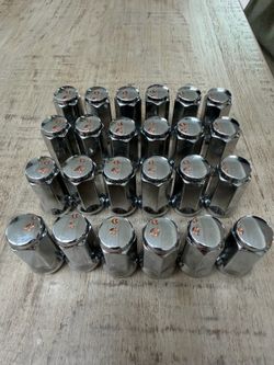 Chrome Lug Nuts Set 14x1.5