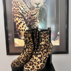 Shoes Size 7.5