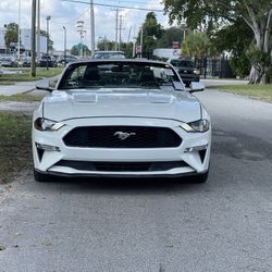 2018 FORD MUSTANG ECO PREMIUM 