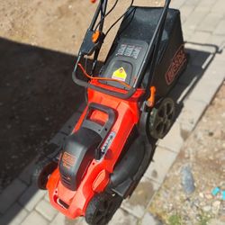 13 Amp Electric Corded Black & Decker Lawn Mower