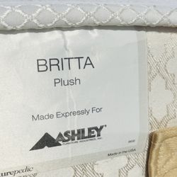 The Sealy Posturepedic mattress and bed are very durable and portable. Full size.