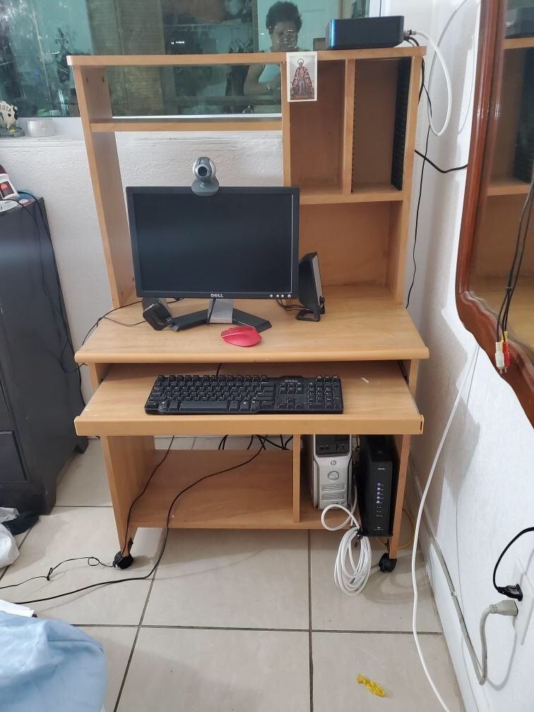 Desk w/ computer