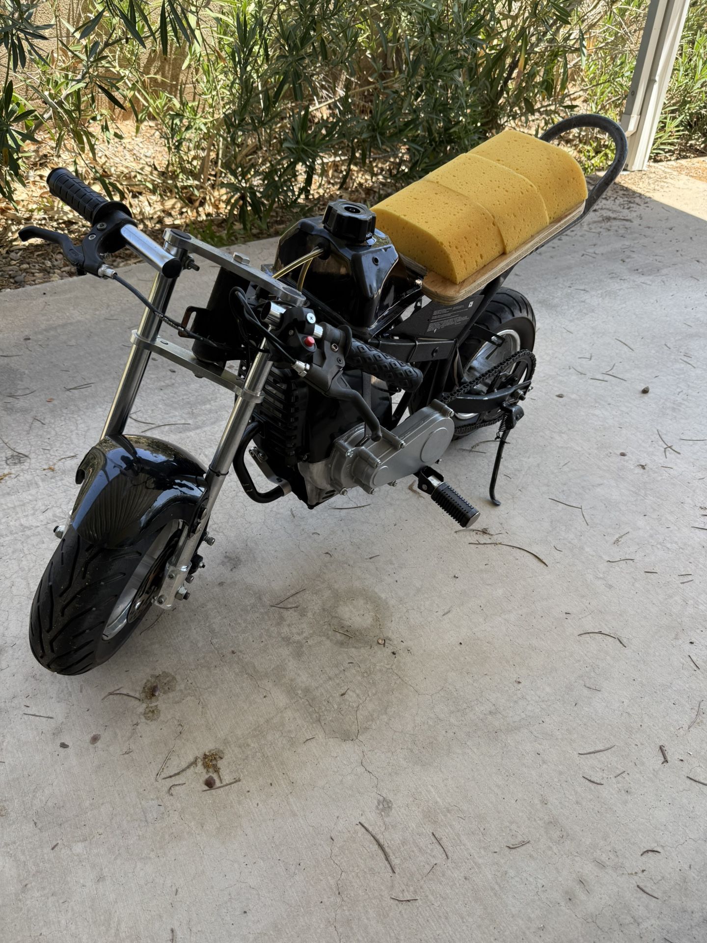 Mini bike gas powered 50cc 4 stroke / Trades