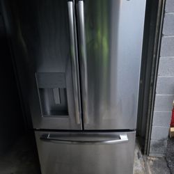 GE Stainless Steel Double Door Bottom Refrigerator 